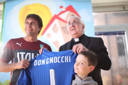 Disabili DOC – Fondazione Don Carlo Gnocchi Onlus – Il CT azzurro Antonio Conte in campo per la “Don Gnocchi”